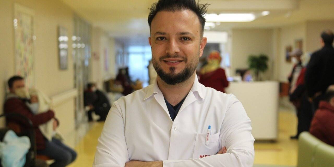 Op. Dr. Kıraç: 'Diz ağrısı kireçlemenin de habercisi olabilir'