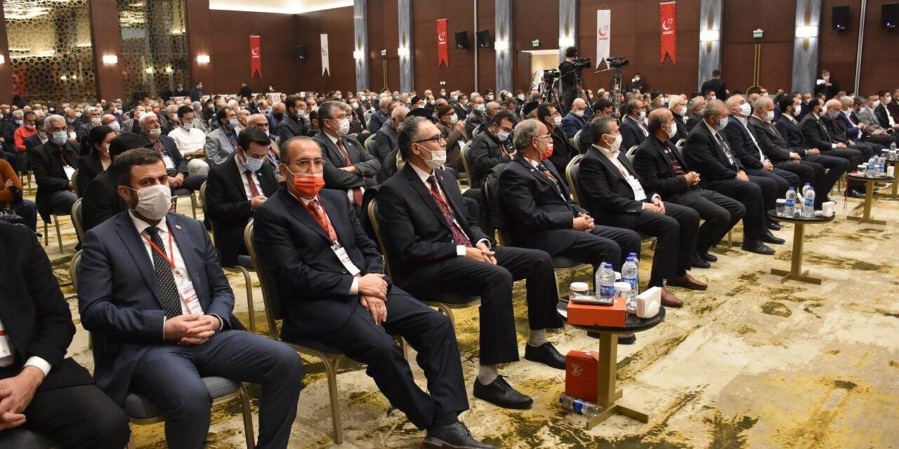 Karamollaoğlu Konya İl Kongresinde Konuştu