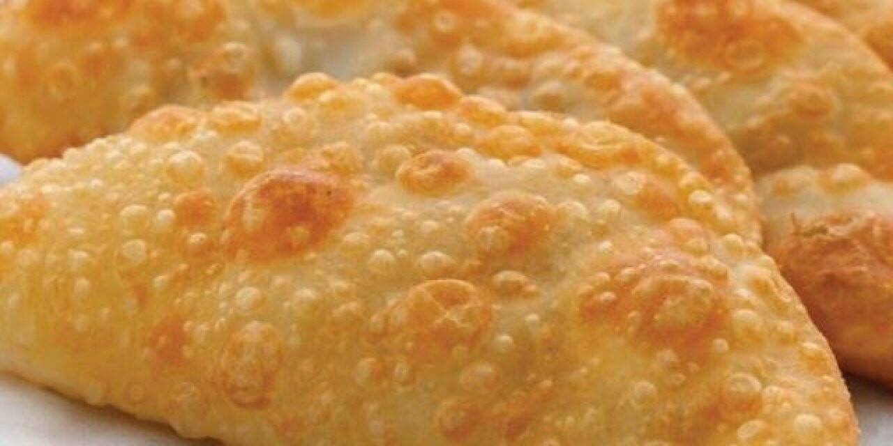Çiğ börek nasıl yapılır?