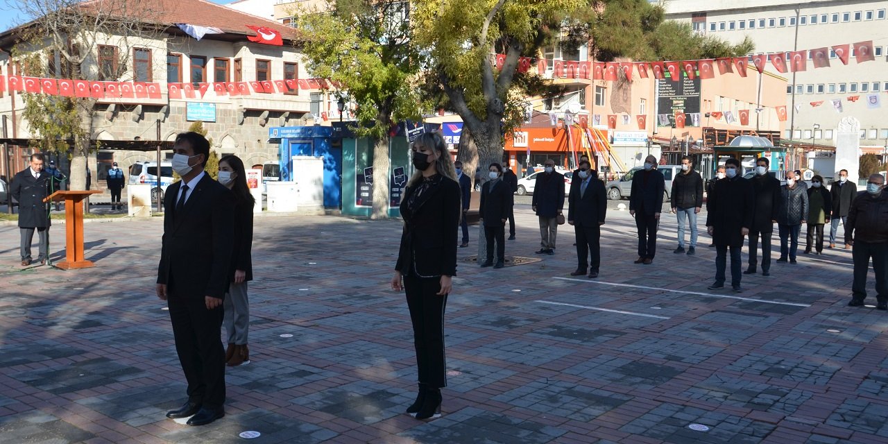 Konya, Afyonkarahisar, Karaman ve Aksaray'da 24 Kasım Öğretmenler Günü kutlandı