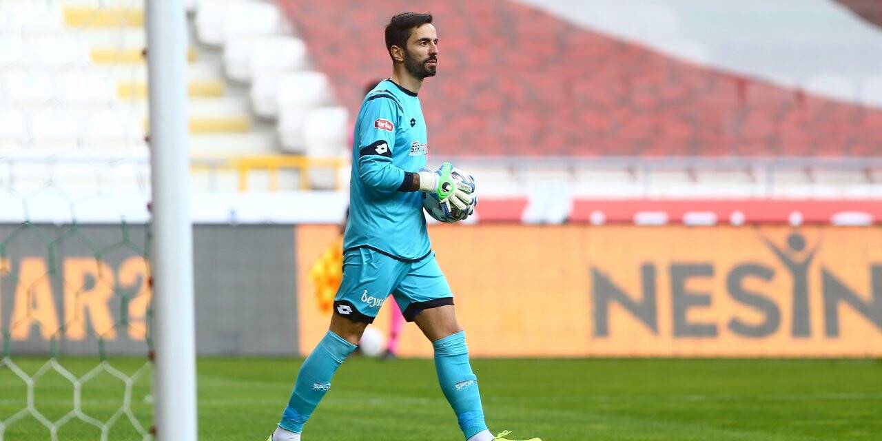 Eray, ilk kez forma giydi