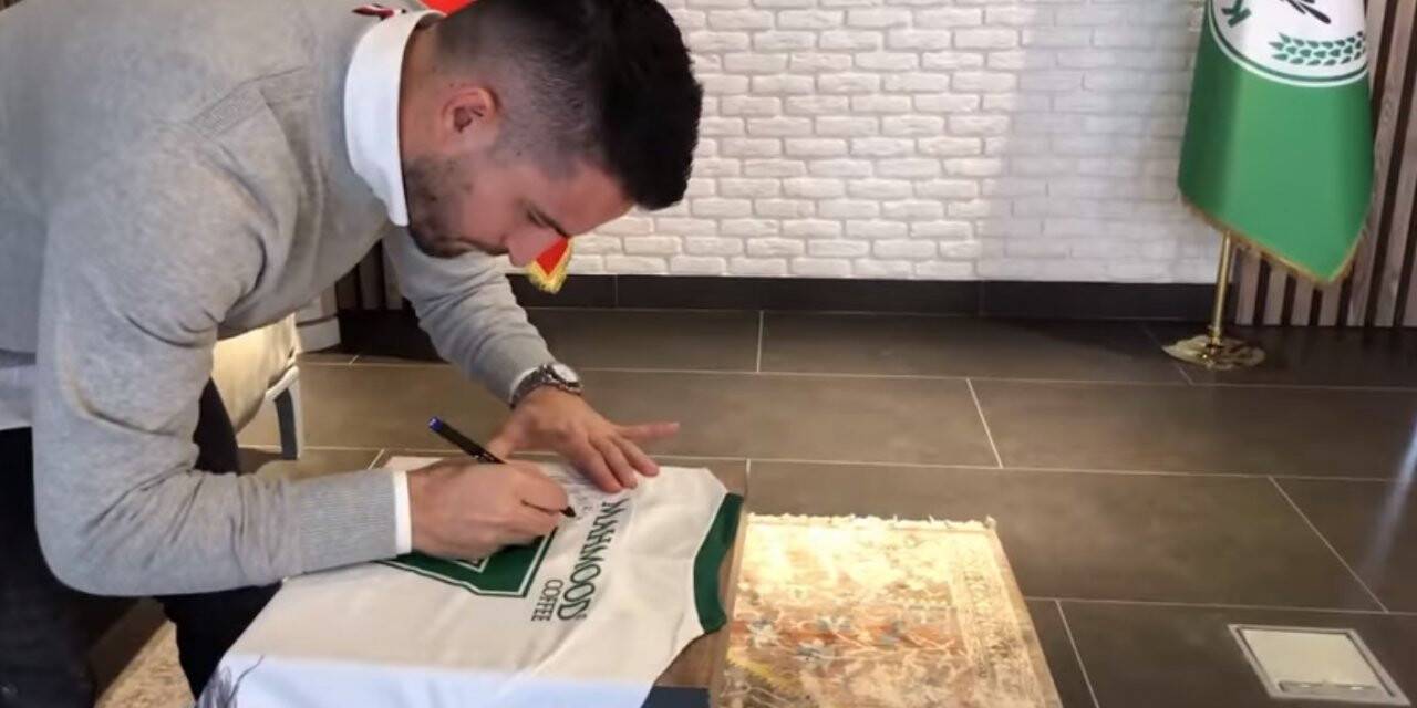 Konyasporlu futbolculardan Ali bebeğe destek