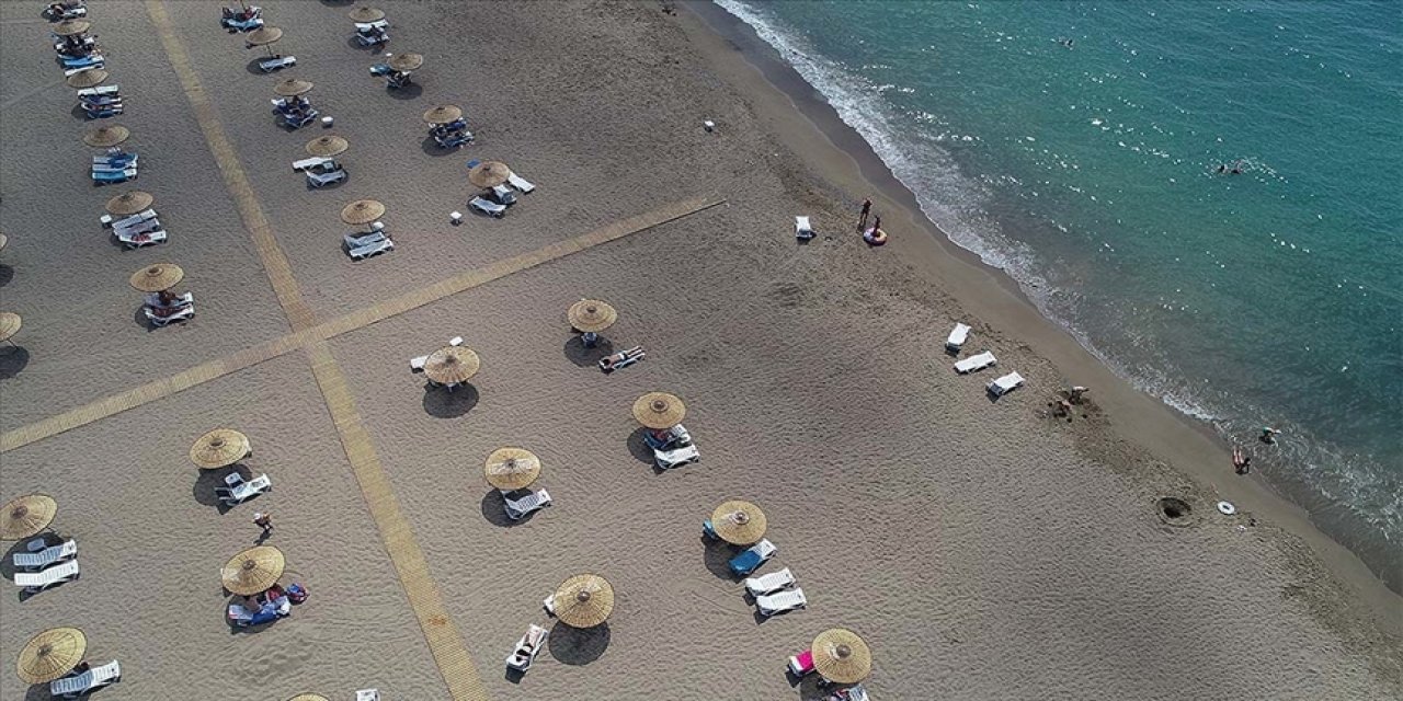 Antalya'daki turist sayısı 3 milyon 382 bin 485'e ulaştı