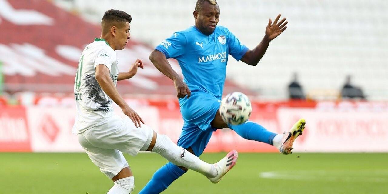 Konyaspor evinde 2 golle kazandı