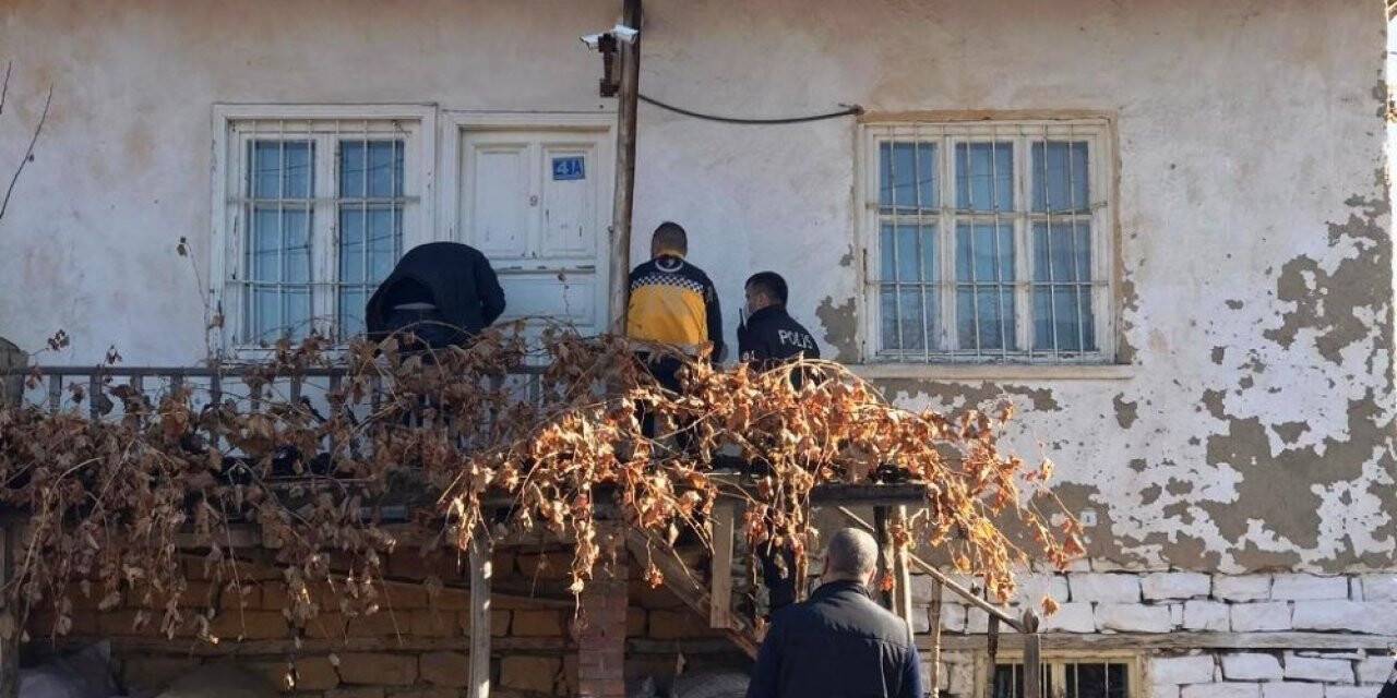 Konya'da avukat evinde ölü bulundu