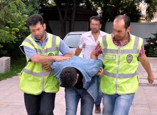 Esnaftan çaldı esnafa satmaya kalkıştı