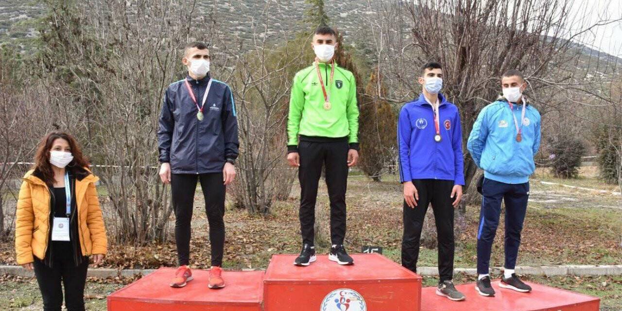 Büyükşehir Belediyespor'da madalya sevinci