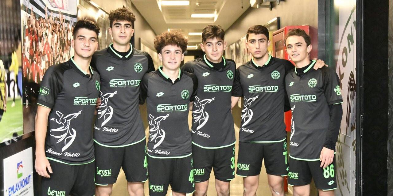 Alkışlar İsmail Kartal’a! Konyaspor'un geleceği gençler