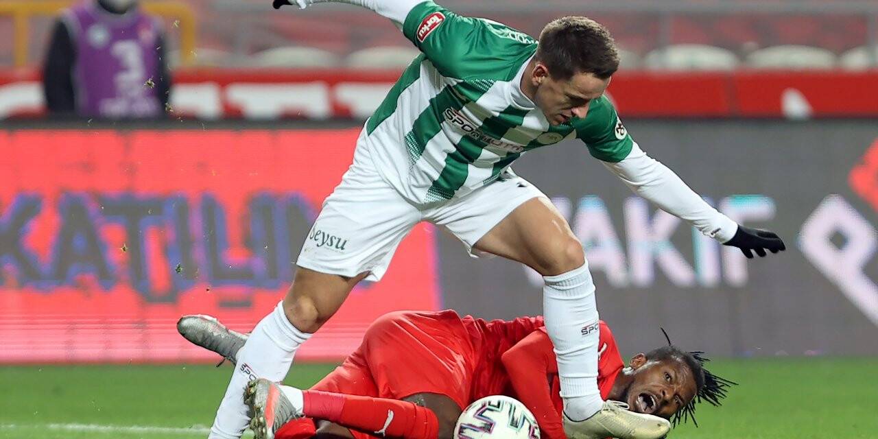 İttifak Holding Konyaspor: 0 - Demir Grup Sivasspor: 1(Maç sonucu)
