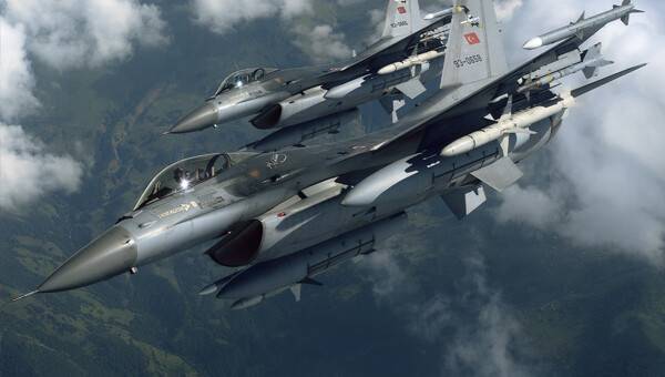 Suriye'den Türkiye'ye karadan ve havadan taciz