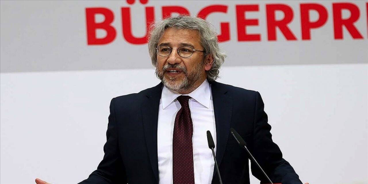 Can Dündar 27 yıl 6 ay hapis cezasına çarptırıldı