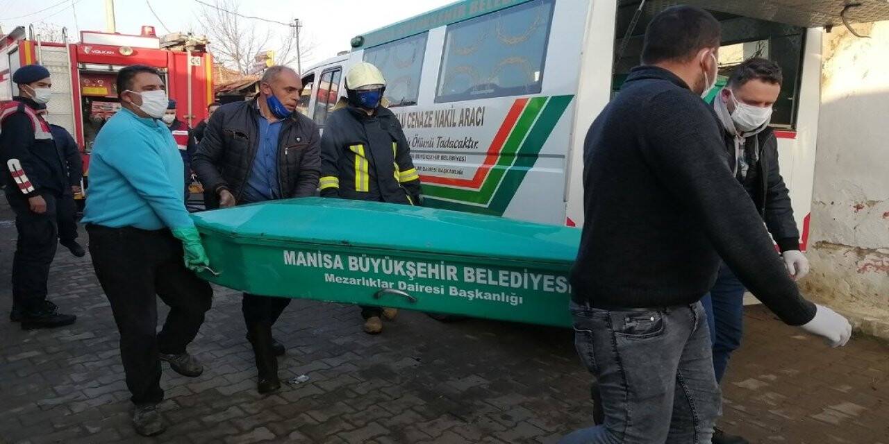 Yaşlı kadın yangında feci şekilde can verdi