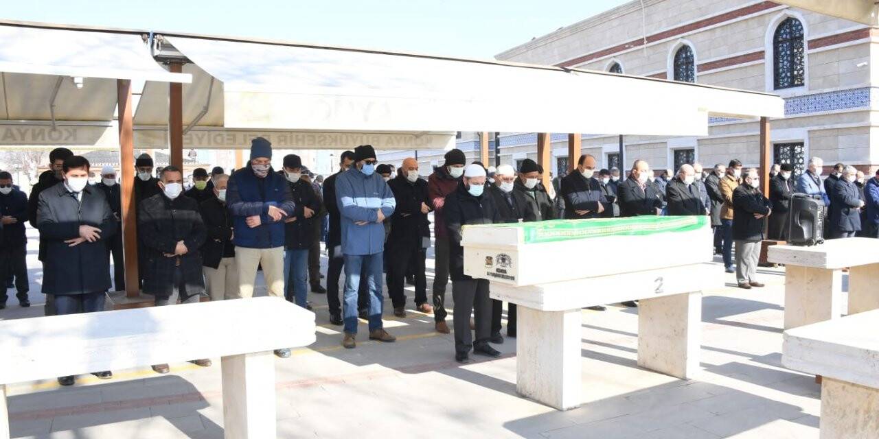 Başkan Mehmet Kuşdemir toprağa verildi