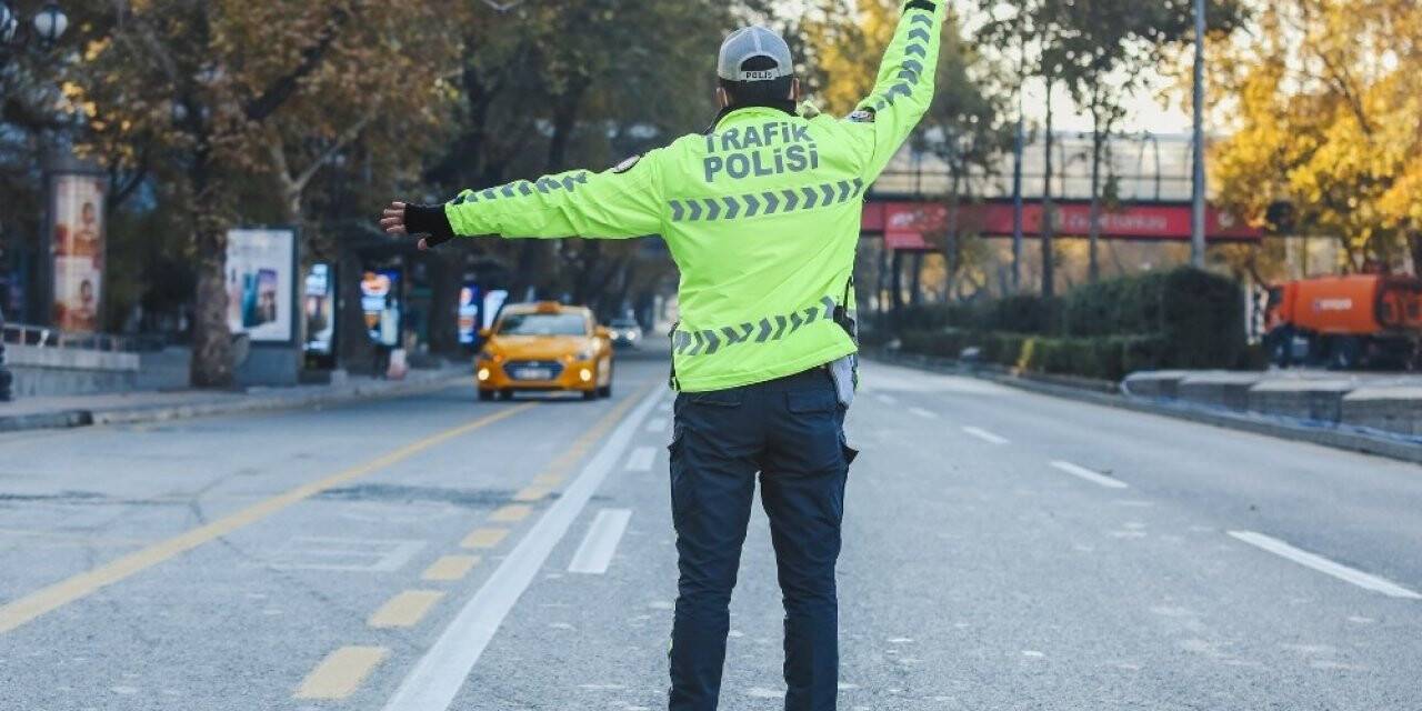 Hafta sonu kısıtlamalara uymayan 40 bin 591 kişiye işlem uygulandı