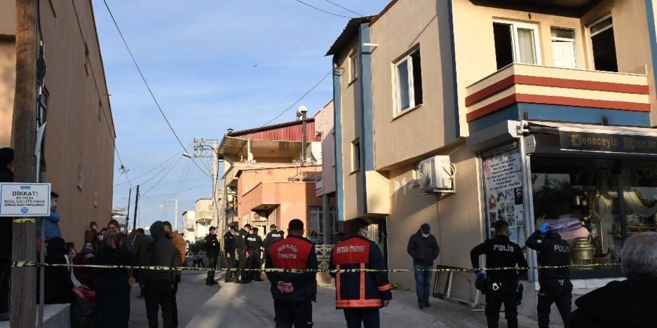 Yangına uykuda yakalandı
