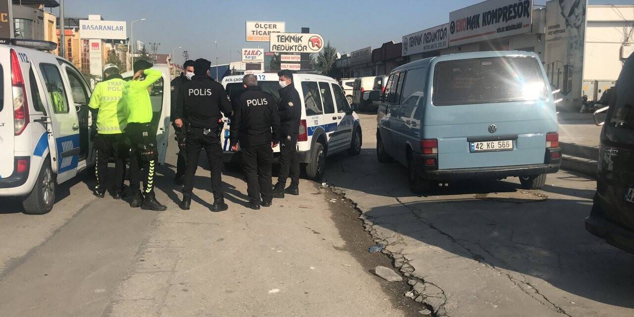 Konya'da minibüsün çarpıp kaçtığı yaya 56 yaşındaki kadın hayatını kaybetti