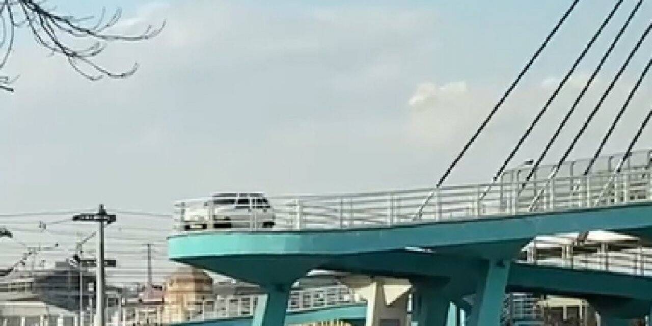 Konya'da yaya köprüsünden geçmeye çalışan sürücüye ceza