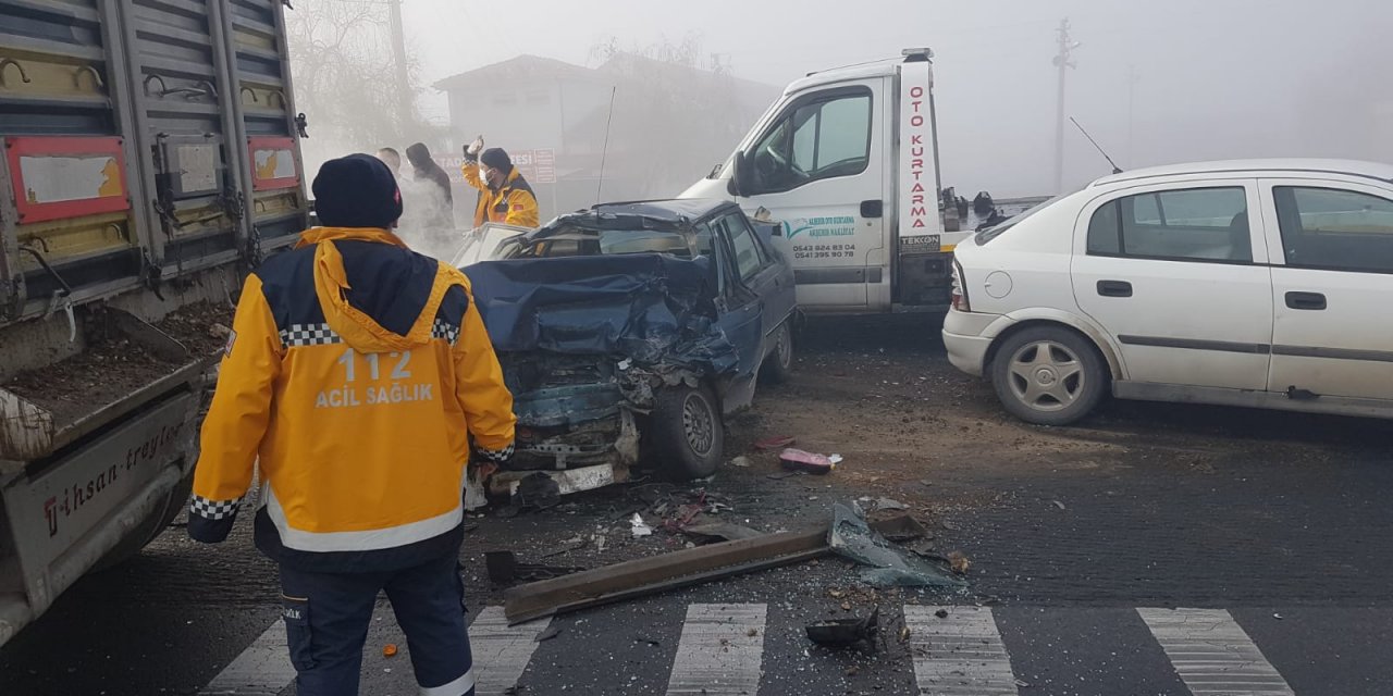 Konya'da zincirleme trafik kazası: 4 yaralı