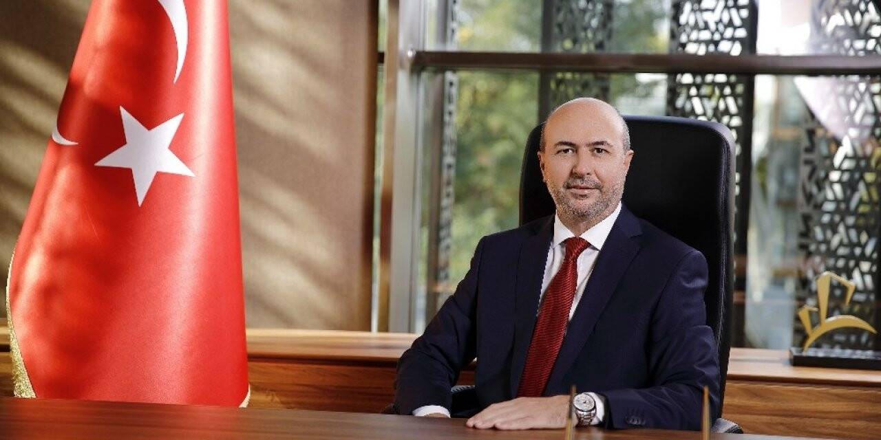 Başkan Pekyatırmacı: Basını, yönetim tarzımızın bir parçası olarak görüyoruz