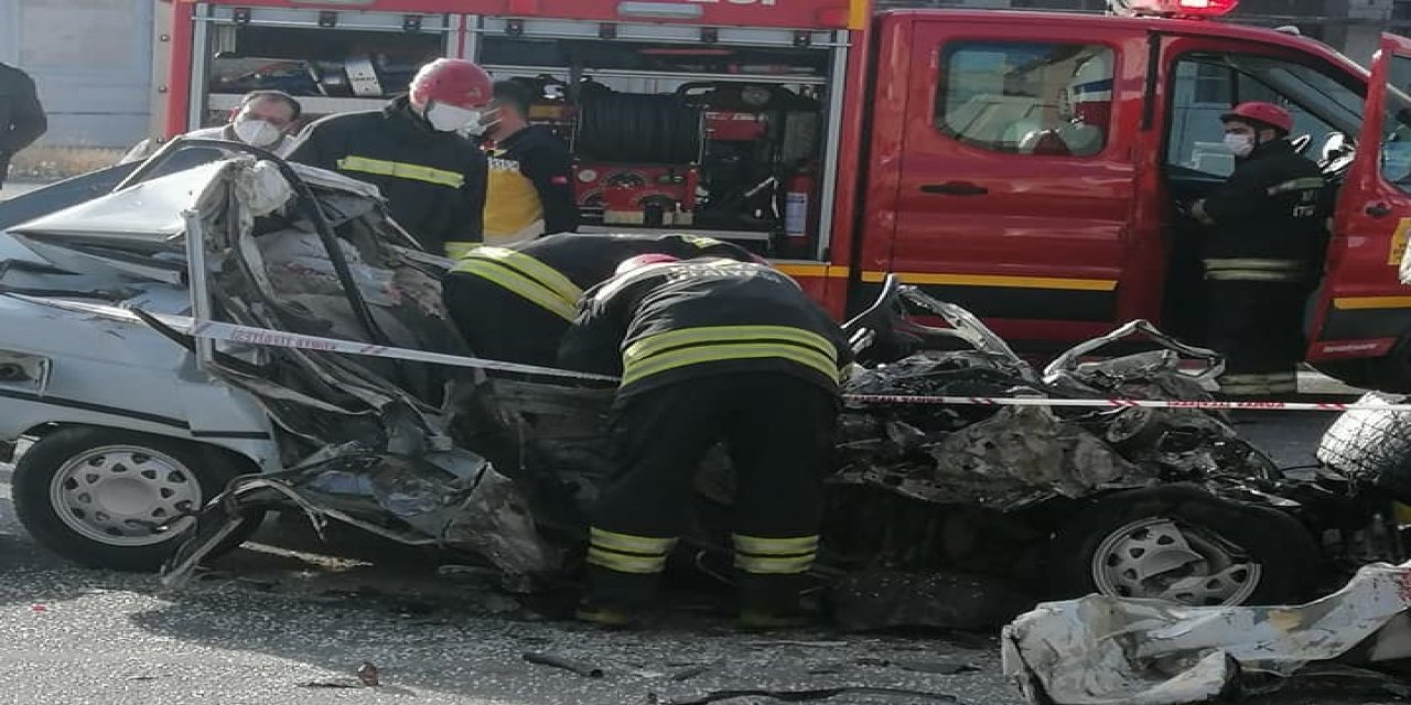 Konya'da feci kaza!  Tankere arkadan çarpan otomobilin sürücüsü yaşamını yitirdi