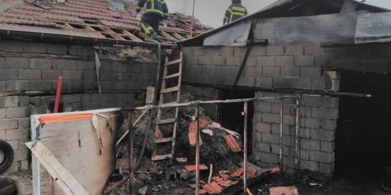 Konya’da ağıl yangını! 38 küçükbaş hayvan telef oldu