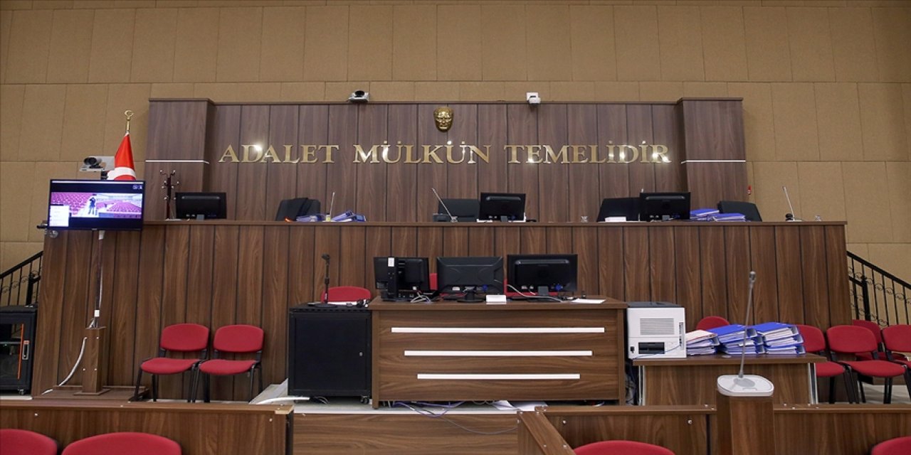 Konya'da kadının boşanma aşamasında olduğu eşini bıçaklayan sanığın yargılanmasına devam edildi