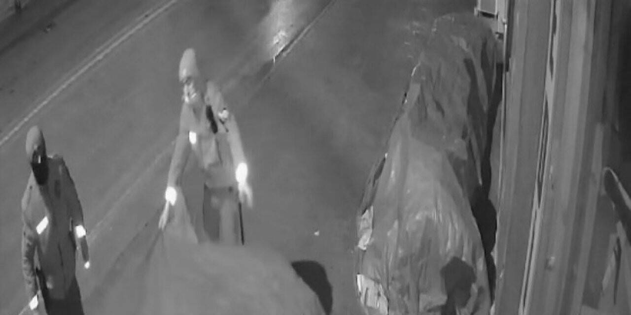 Konya'da bekçilerin takdir toplayan davranışı güvenlik kamerasına yansıdı