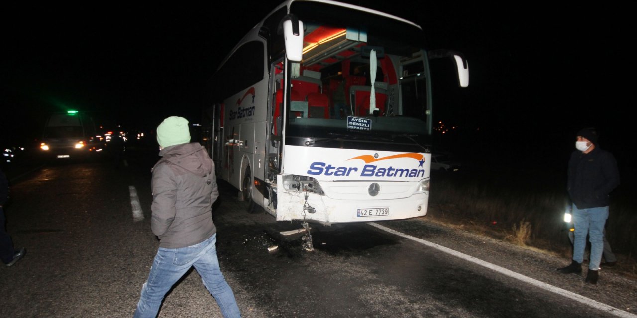 Konya'da feci kaza! Yolcu otobüsü ile otomobil çarpıştı: 1 ölü