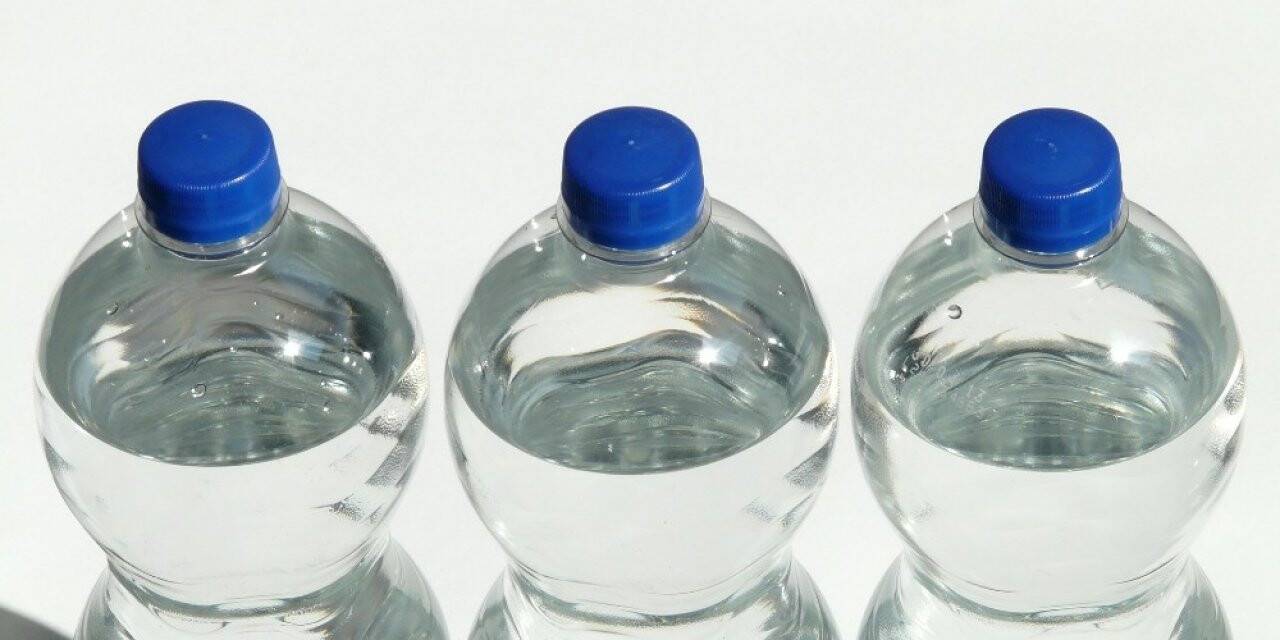 Plastik şişeler kansere davetiye çıkarıyor