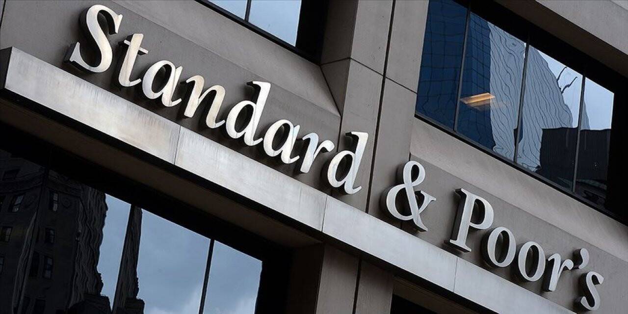 Standart and Poor's, Türkiye'nin kredi notunu teyit etti