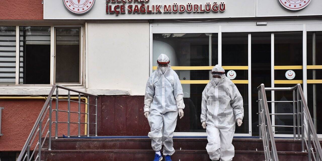 Kovid-19'un izini süren filyasyon ekipleri zorlu koşulları anlattı