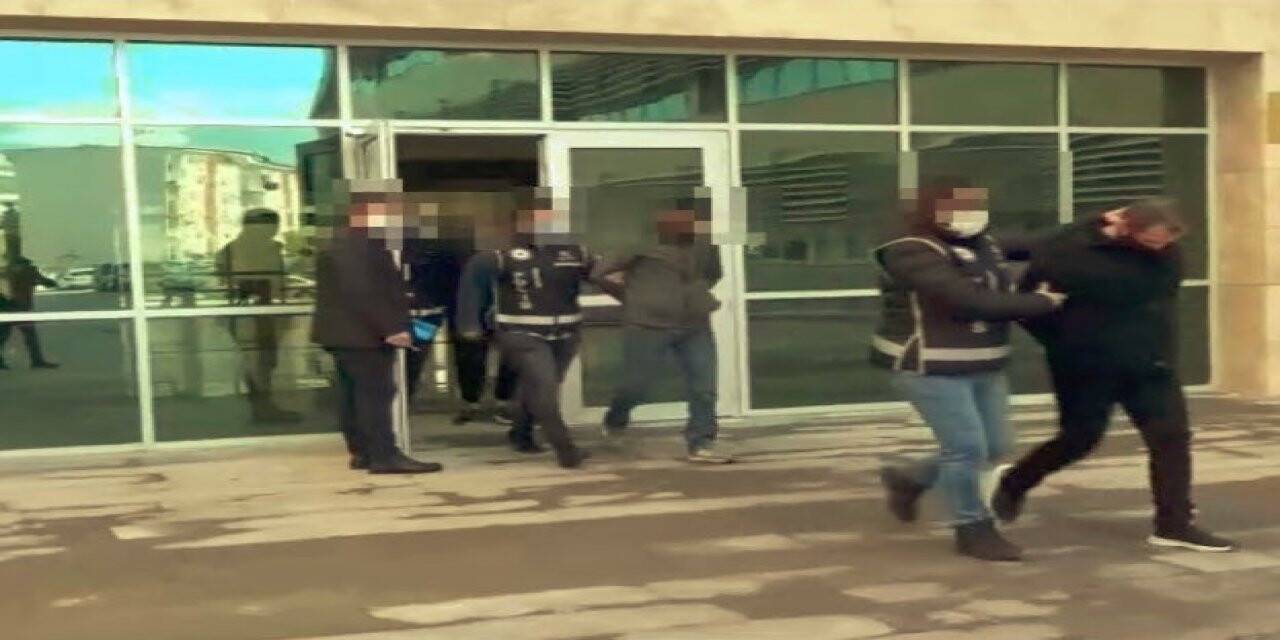 Konya’dan Antalya’ya götürülen yasadışı silah ticaretine operasyon: 3 tutuklama