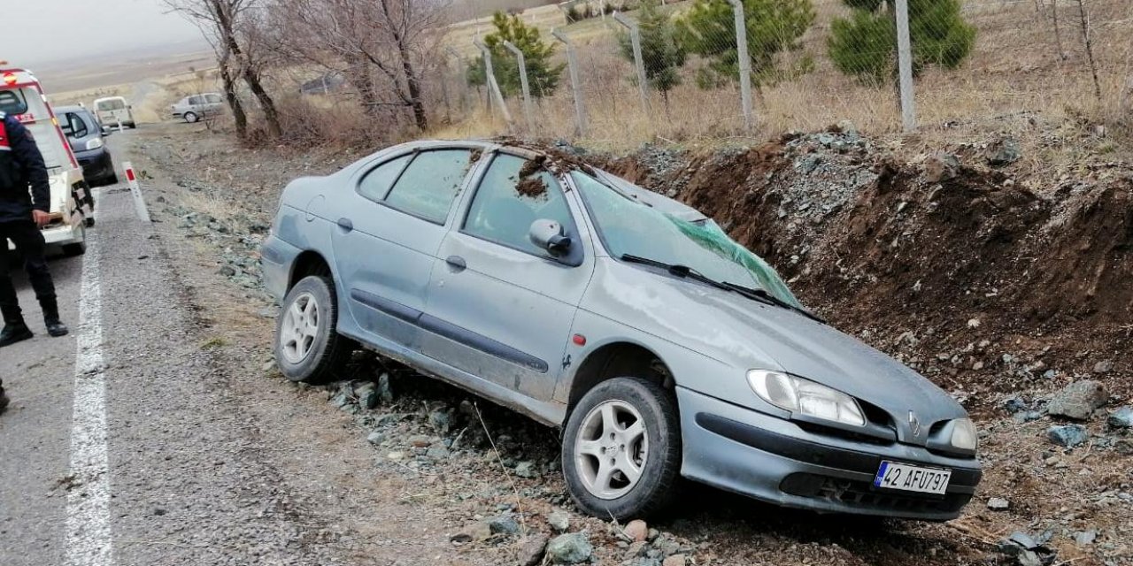 Konya'da kaza! Takla atan otomobilde aynı aileden 2'si çocuk 4 kişi yaralandı