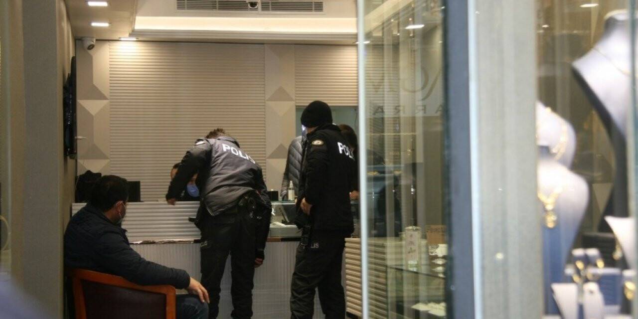 Konya ve Afyonkarahisar'da kuyumculara dadanan hırsızlar yakalandı