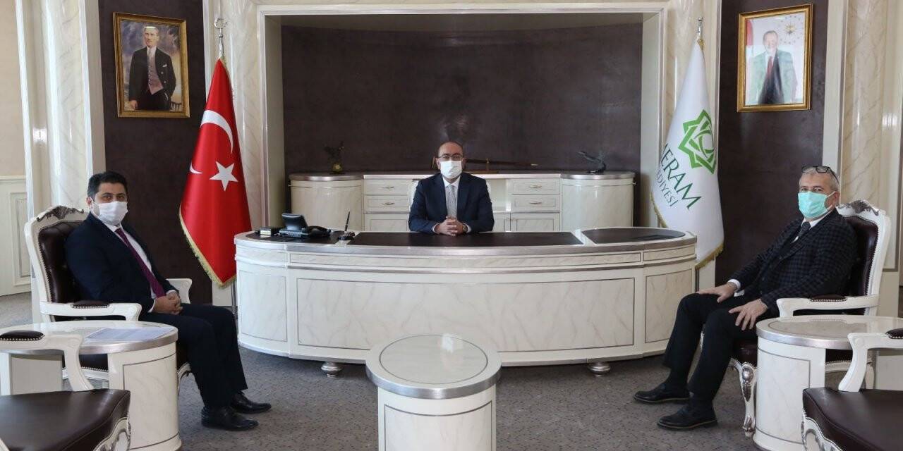 Remzi Ay’dan Başkan Kavuş’a ziyaret