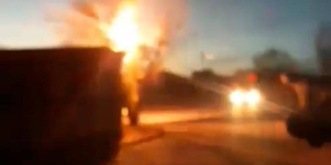 Konya'da elektrik direğinde yangın paniği