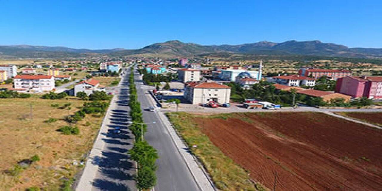 Güneysınır'da satılık tarla