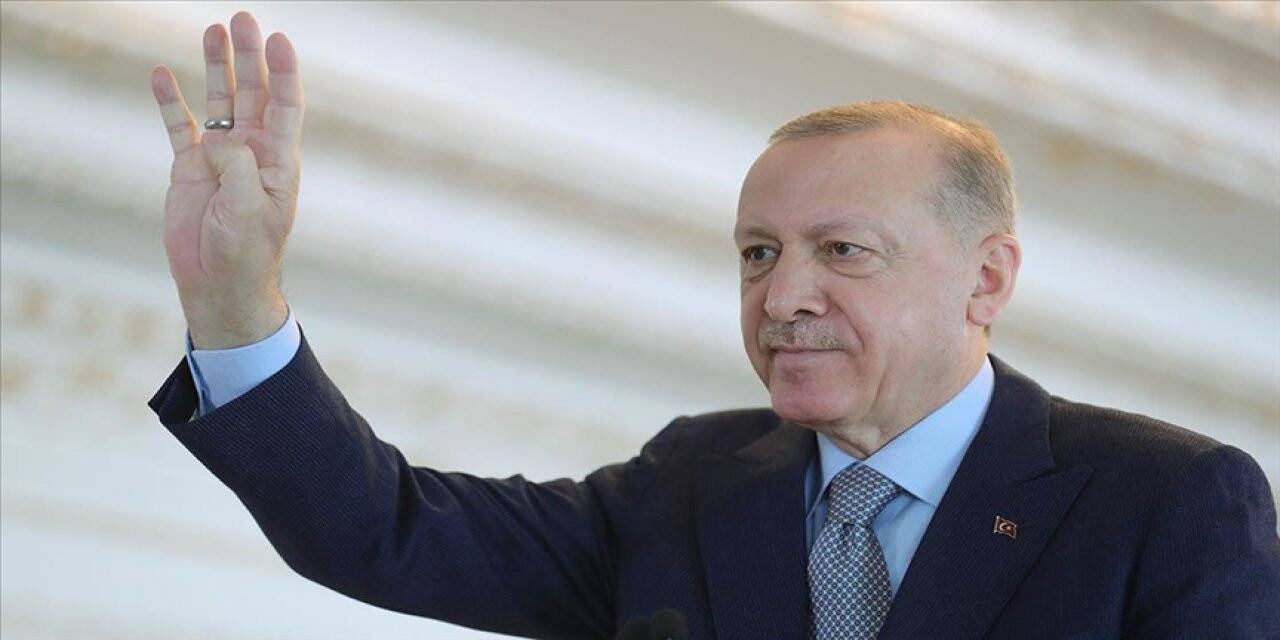 Erdoğan: Provokatörler vasıtasıyla ülkemizin huzurunu kaçırmaya çalışanlar hüsrana uğrayacaklardır