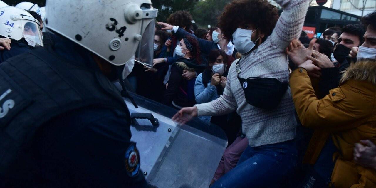 Selçuk Üniversiteli öğrencilerden Boğaziçi Eylemlerine Tepki