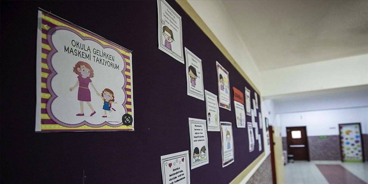 Okullarda yarı yıl tatilinin ardından kademeli yüz yüze eğitim yarın başlıyor