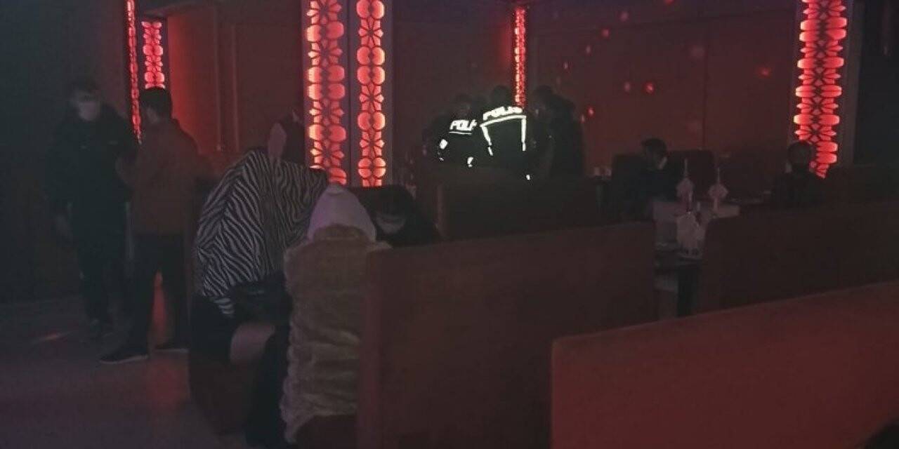 Konya'da ruhsatsız eğlence mekanları mühürlendi!