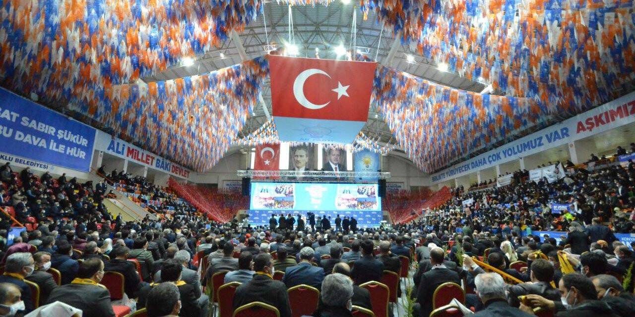 AK Parti Konya İl Teşkilatında kongre heyecanı yaşandı