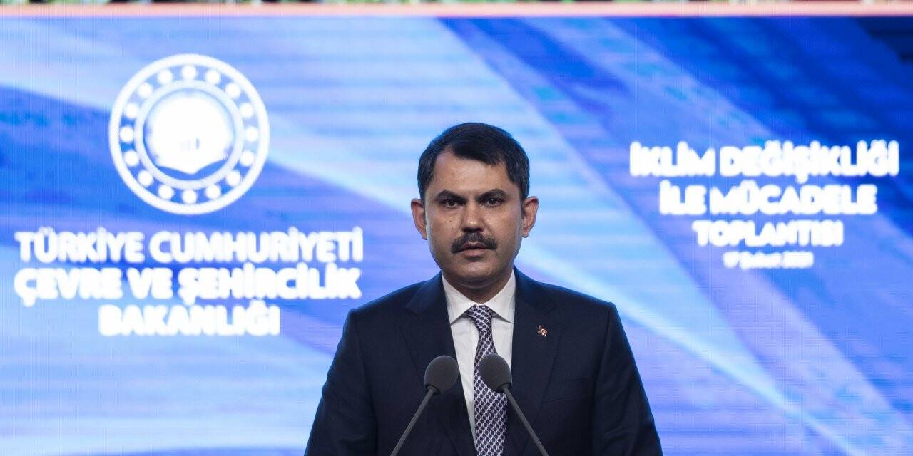 Bakan Kurum'dan sert açıklama: Cumhurbaşkanımızı acımasız bir katille eş tutmak acziyet göstergesidir"