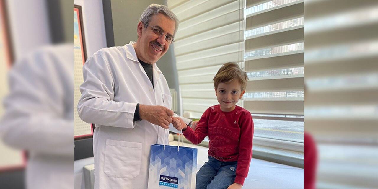 Büyükşehir Hastanesinden Çocuklara Şivlilik Sürprizi