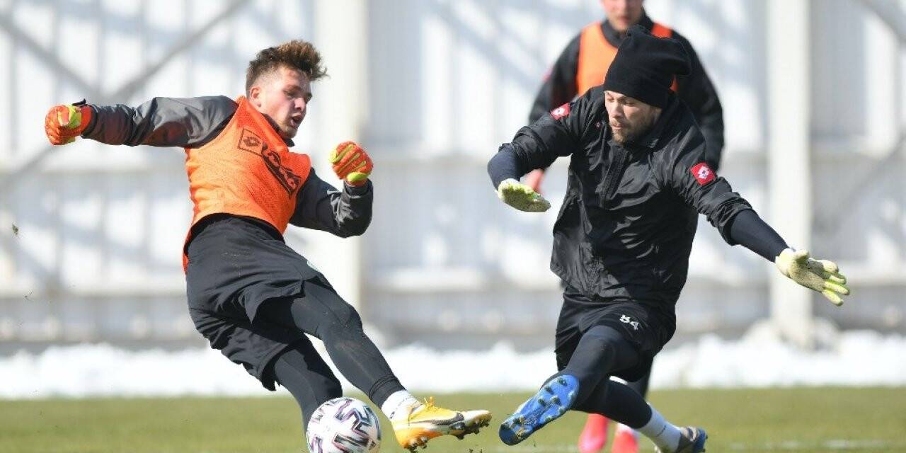 Konyaspor, Gaziantep FK hazırlıklarına ara vermeden başladı