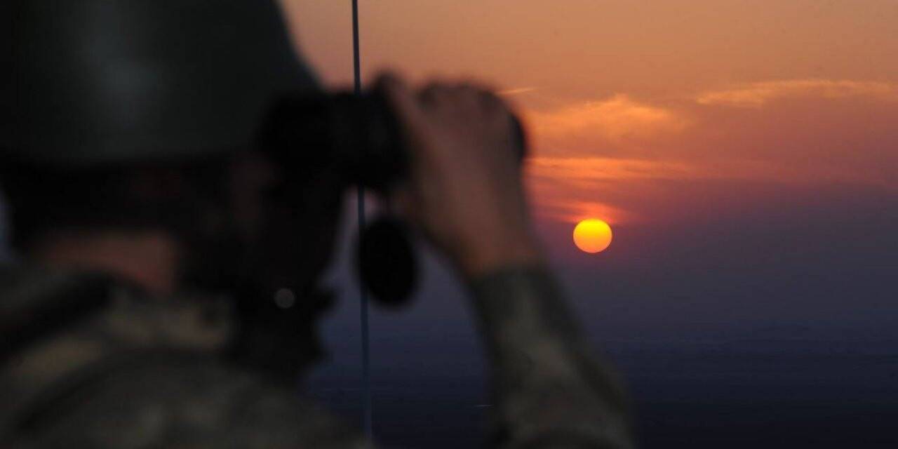 Türkiye'ye girmeye çalışan 16 terör örgütü üyesi yakalandı