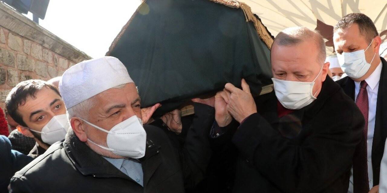 Muhammed Emin Saraç hoca efendi son yolculuğuna uğurlandı