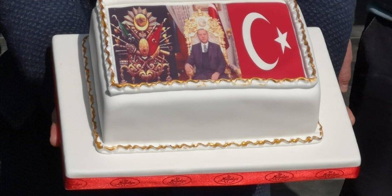 Gazeteciler Cumhurbaşkanı Erdoğan’ın 67. yaş gününü kutladı