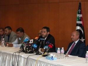 Libyalı devrimcilerden "eve dönüş" girişimi