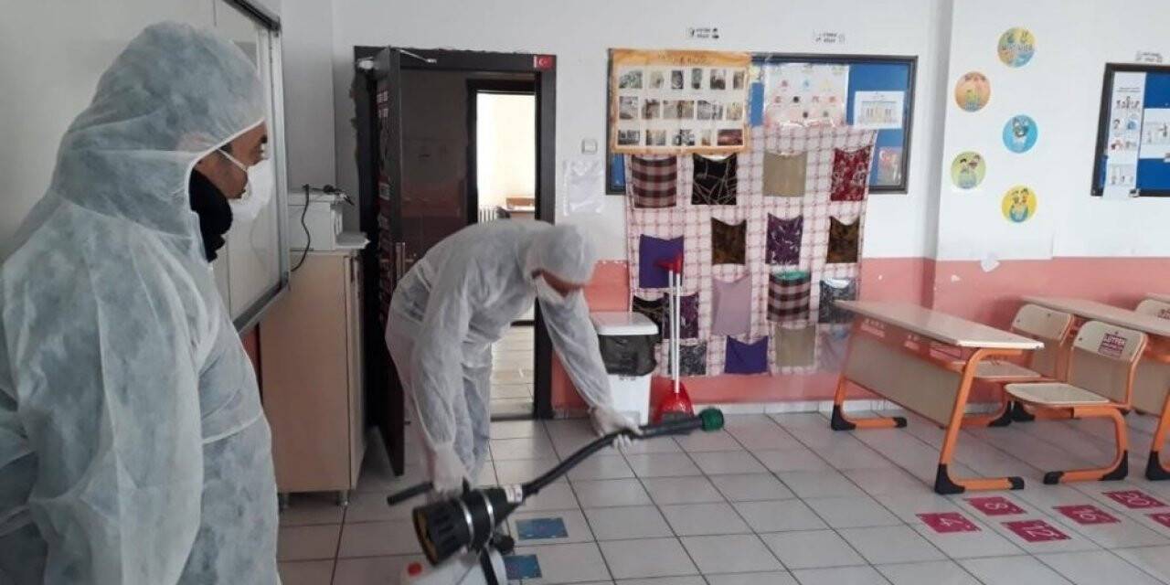 Iğdır’da okullar dezenfekte edildi